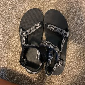 Men’s size 12 Teva Universal Sandal